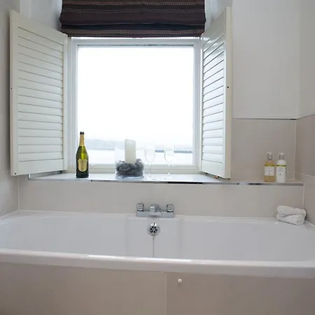 Number 43 Arnside
